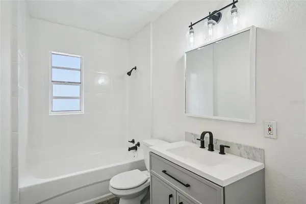 $260,000 | 1434 North Lincoln Avenue, Lakeland, FL 33805