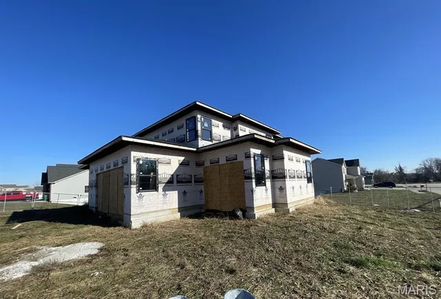 $99,900 | 719 Seagate Drive, O'Fallon, IL 62269