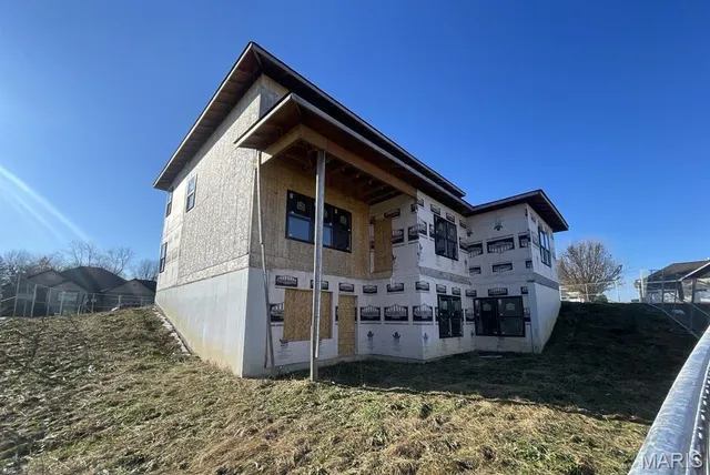 $99,900 | 719 Seagate Drive, O'Fallon, IL 62269