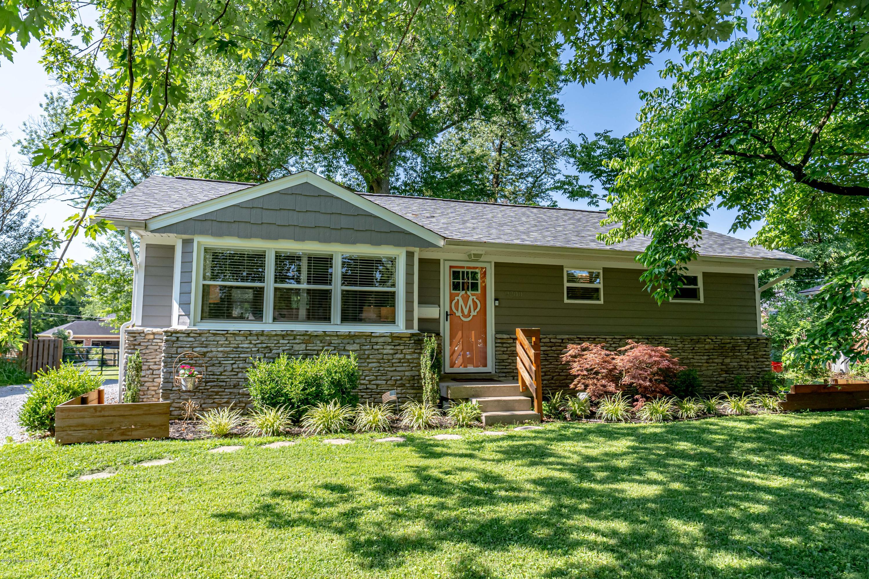 9200 Hunter Road Louisville, KY 40242 - Photo 1 of 18 dsc07241