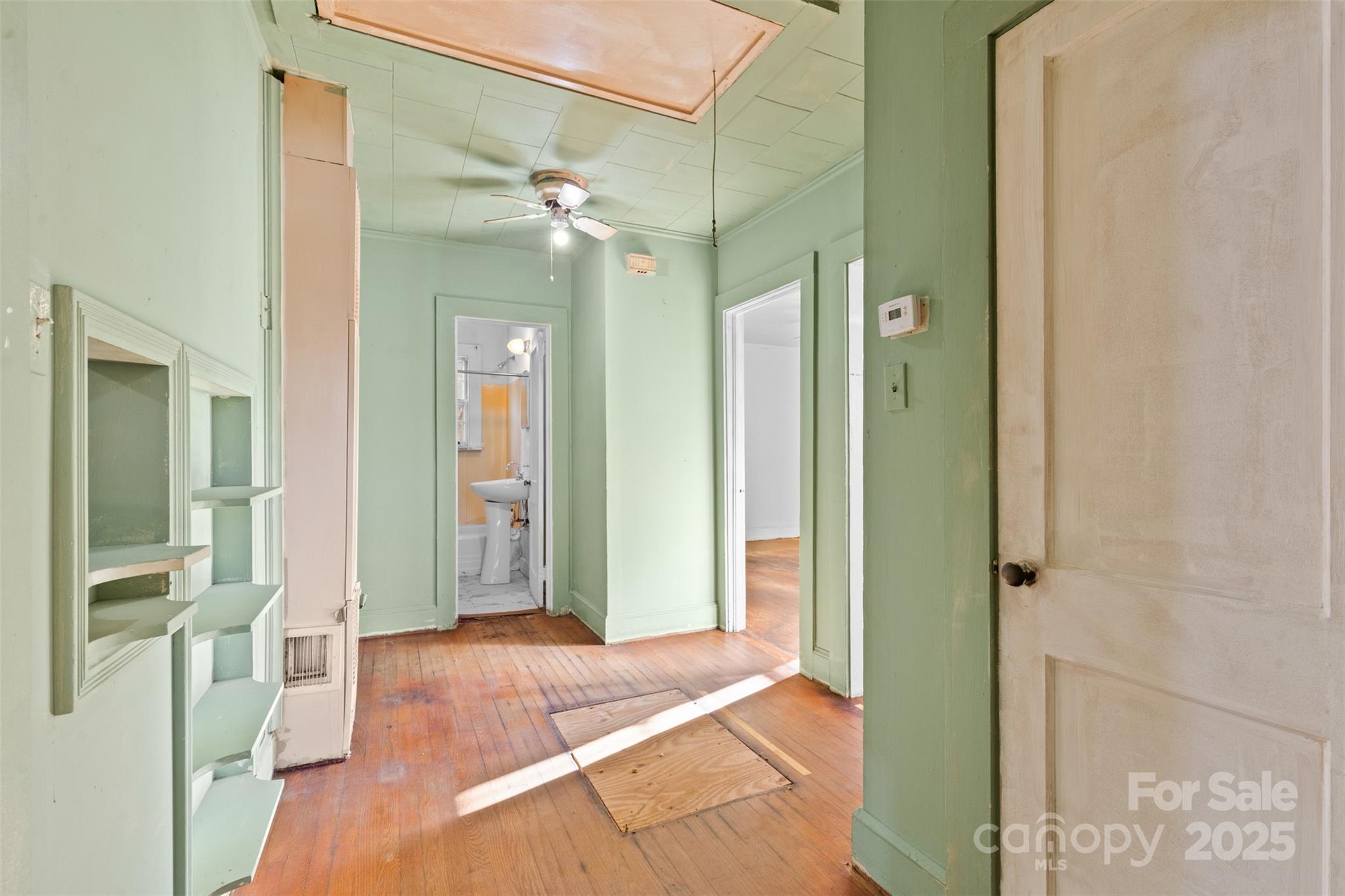 811 South Cherry Road Rock Hill, SC 29730 - Photo 16 of 22 wooden floor with a mirror