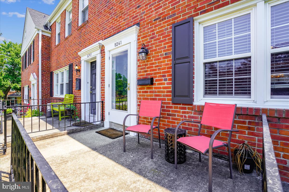 8241 Pleasant Plains Road Baltimore, MD 21286 - Photo 3 of 37 Gallery Image 3