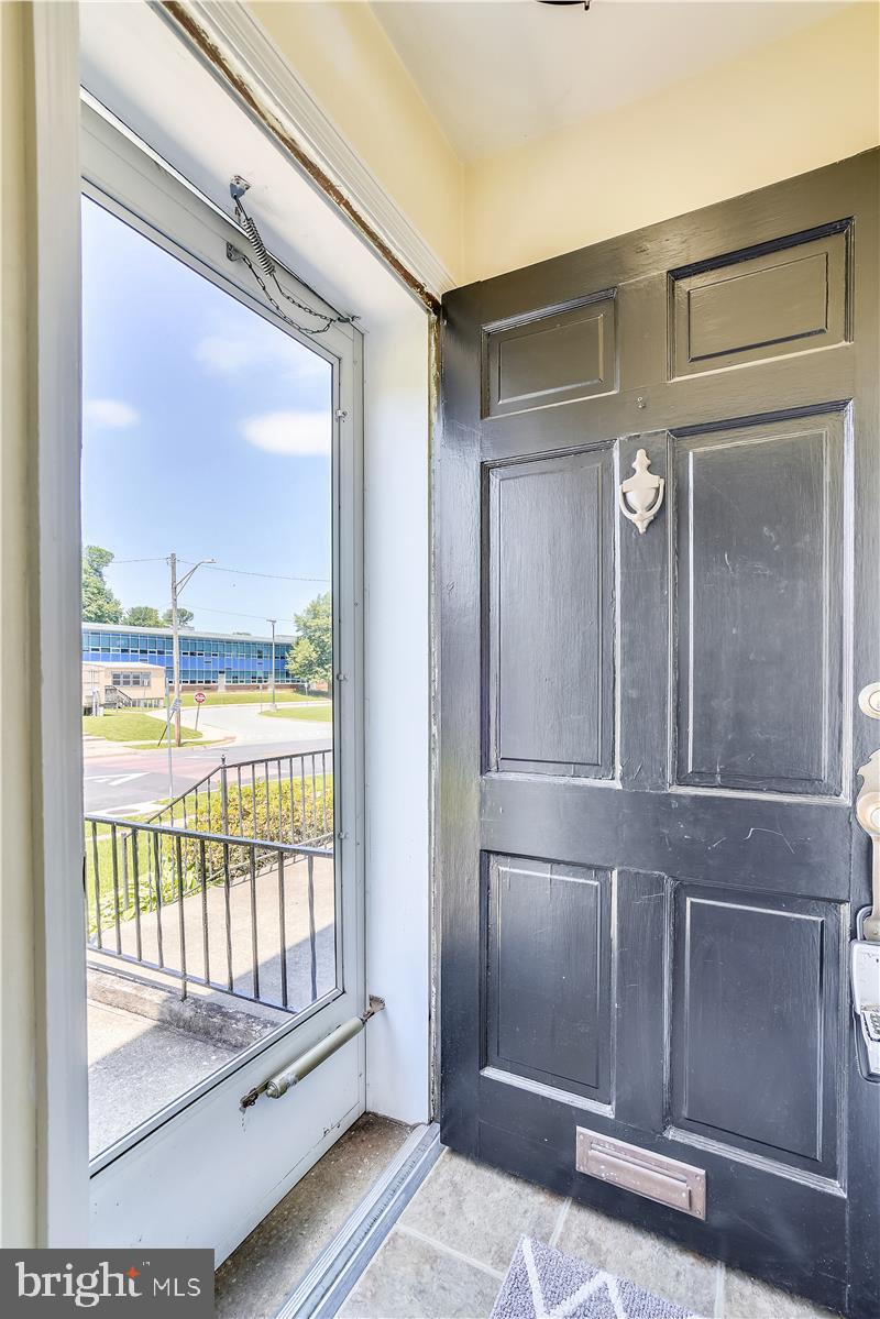 8241 Pleasant Plains Road Baltimore, MD 21286 - Photo 4 of 37 Gallery Image 4