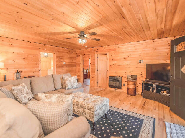 514 Deer Valley Road Berea, KY 40403 - Photo 15 of 83 95011E42-7D27-4642-8AB2-B1CCA6F32296