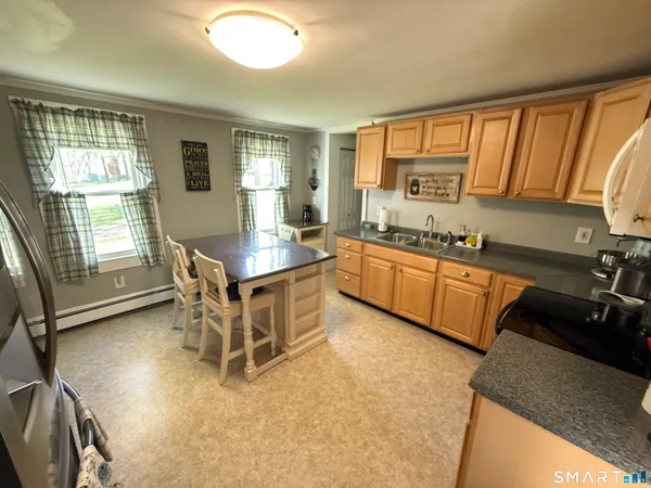 $334,999 | 651 Pomeroy Avenue, Meriden, CT 06450