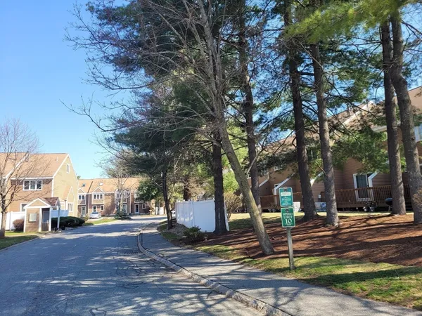 $405,000 | 5 Steeplechase Court, Unit 5, Haverhill, MA 01832