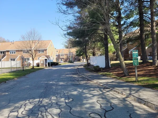 $405,000 | 5 Steeplechase Court, Unit 5, Haverhill, MA 01832