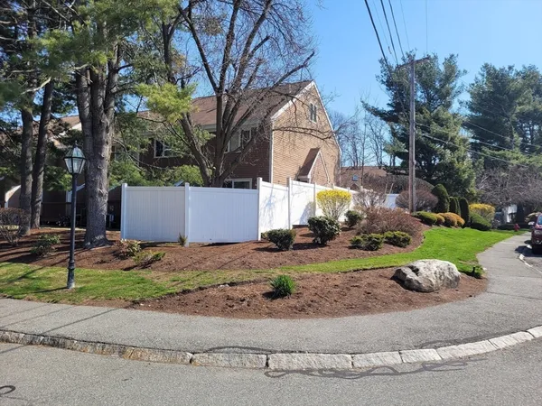 $405,000 | 5 Steeplechase Court, Unit 5, Haverhill, MA 01832