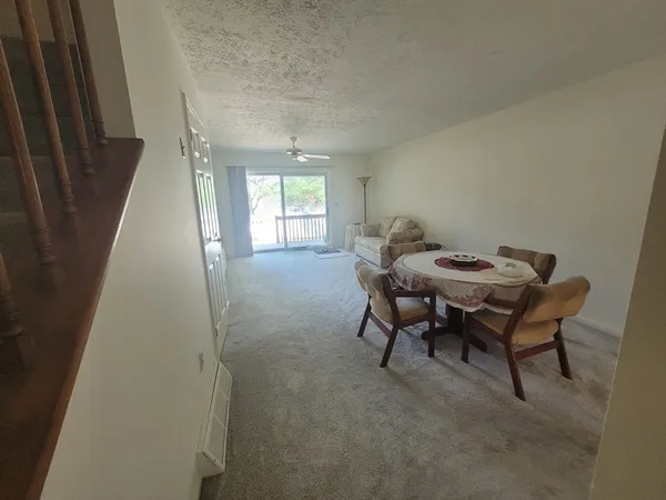 $405,000 | 5 Steeplechase Court, Unit 5, Haverhill, MA 01832