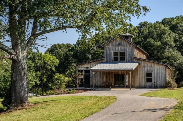 $749,000 | 1700 Beaverdam Road, Madison, GA 30650