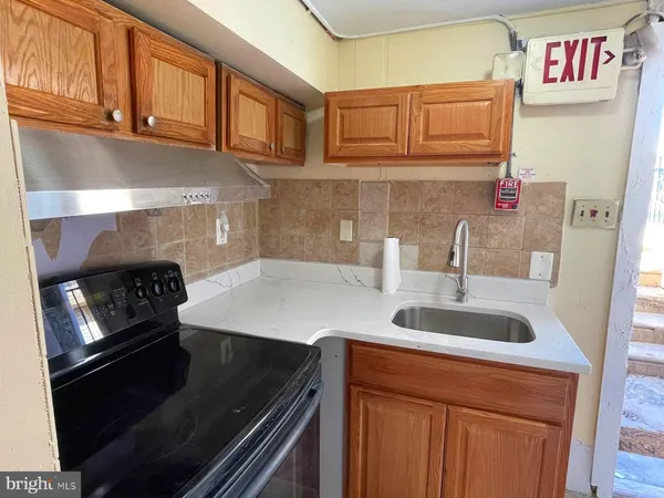 $1,200 | 7247 Charles Street, Philadelphia, PA 19135