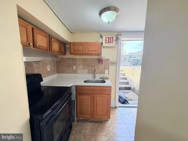 $1,200 | 7247 Charles Street, Philadelphia, PA 19135