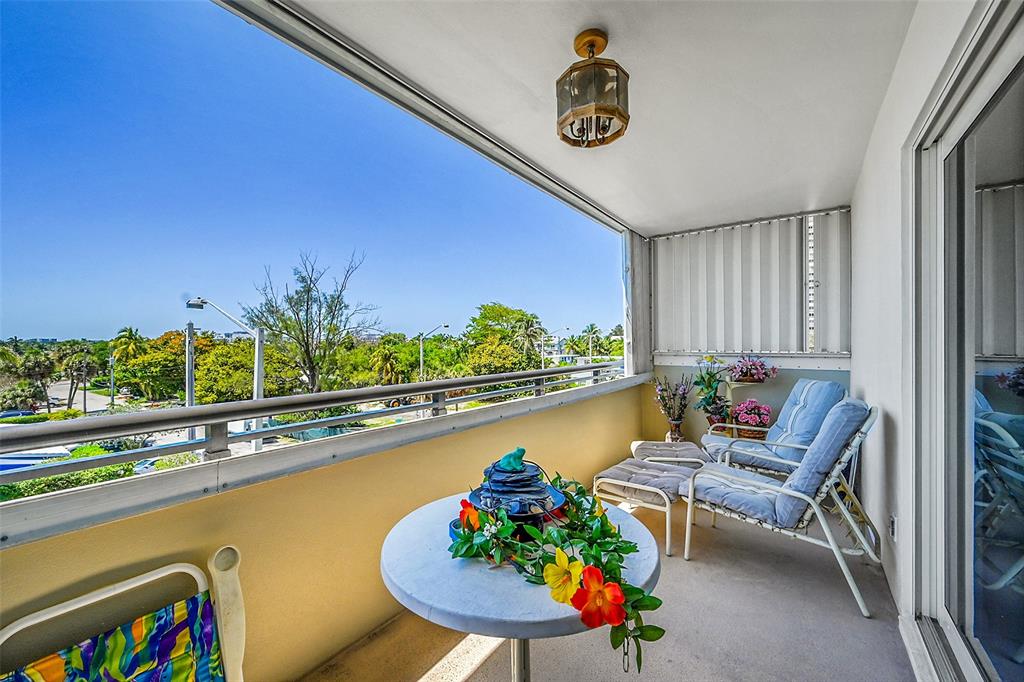 401 Briny Avenue, Unit 409 Pompano Beach, FL 33062 - Photo 34 of 62