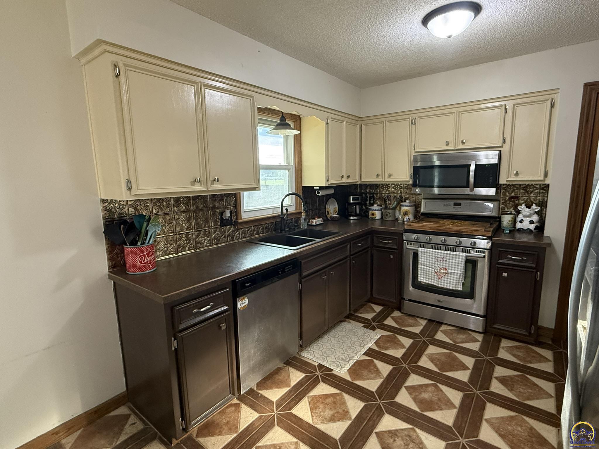 401 Apollo Street Silver Lake, KS 66539 - Photo 13 of 15