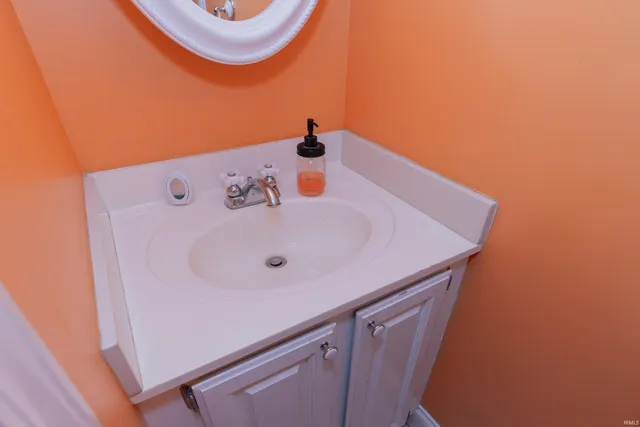 $279,900 | 2977 Jerrald Drive, Newburgh, IN 47630