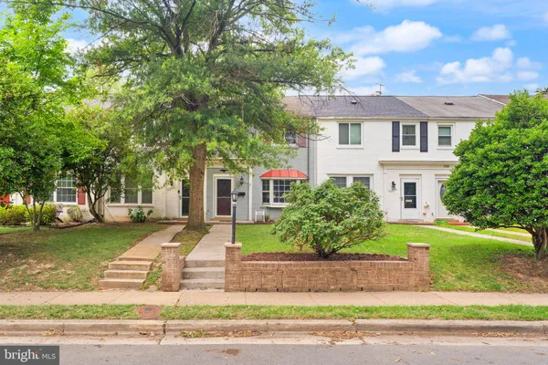 $659,000 | 1424 Dogwood Drive, Alexandria, VA 22302