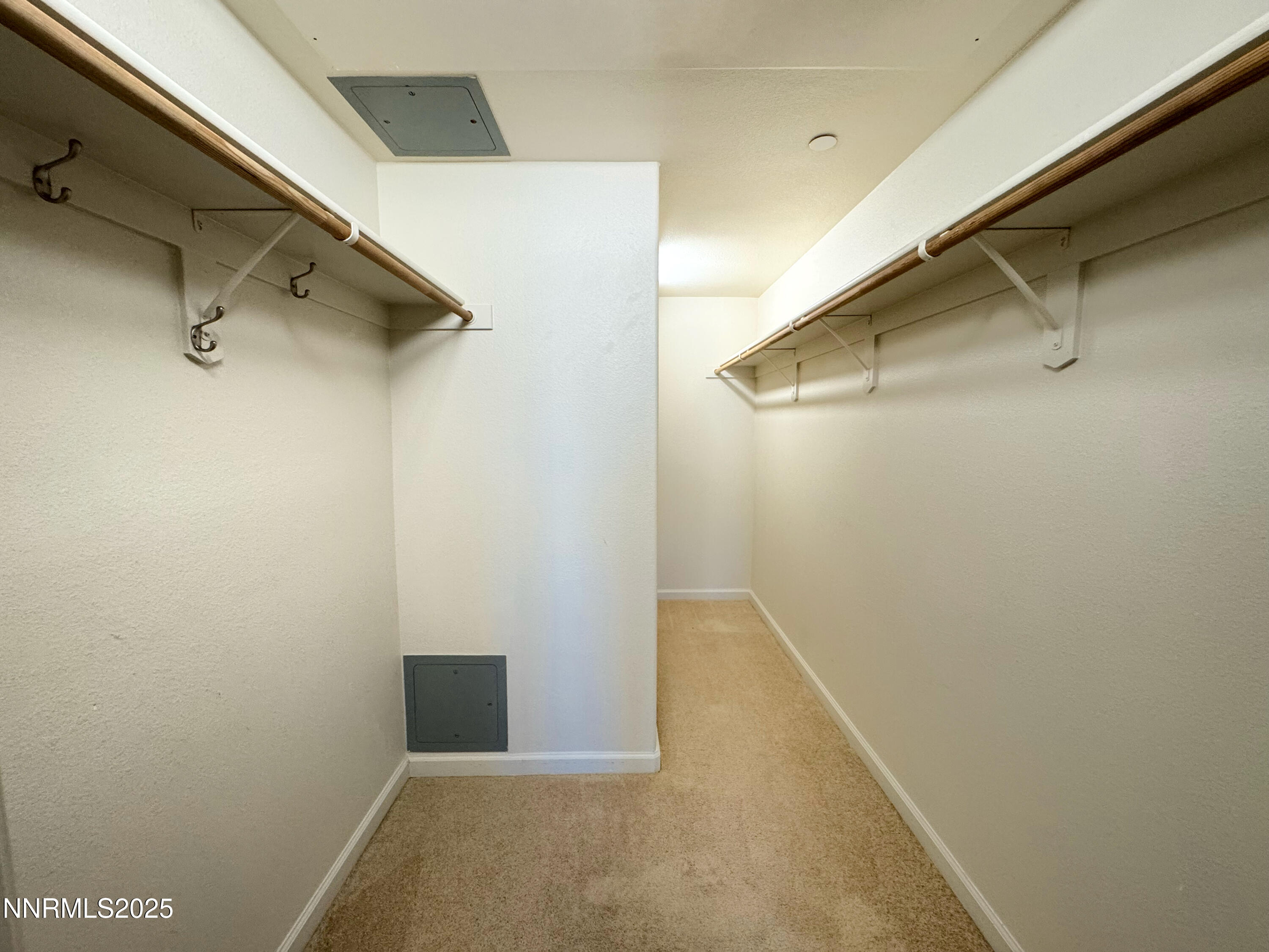 200 West 2nd Street, Unit 1107 Reno, NV 89501 - Photo 11 of 29 a view of small space