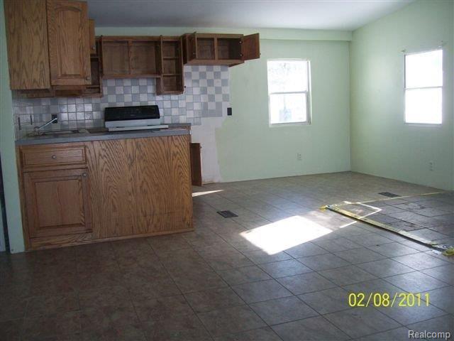 2140 Dunlap Road Smiths Creek, MI 48074 - Photo 3 of 9 dunlap 2140 042