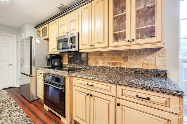 $995,000 | 6 Cedar View Court, Savannah, GA 31410