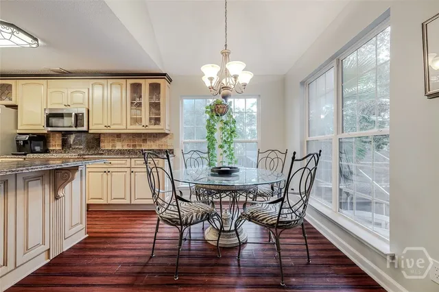$995,000 | 6 Cedar View Court, Savannah, GA 31410