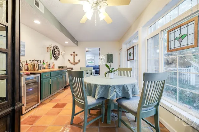 $995,000 | 6 Cedar View Court, Savannah, GA 31410