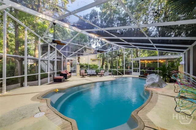 $995,000 | 6 Cedar View Court, Savannah, GA 31410