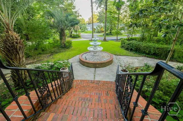 $995,000 | 6 Cedar View Court, Savannah, GA 31410