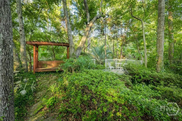 $995,000 | 6 Cedar View Court, Savannah, GA 31410