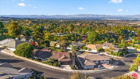 $2,049,500 | 15451 Longbow Drive, Sherman Oaks, CA 91403