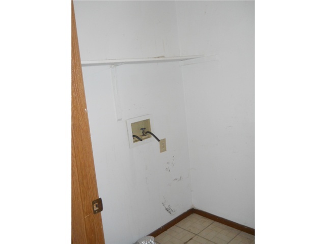 3911 Millstone Road, Unit 3913 Columbus, OH 43207 - Photo 5 of 12 Gallery Image 5