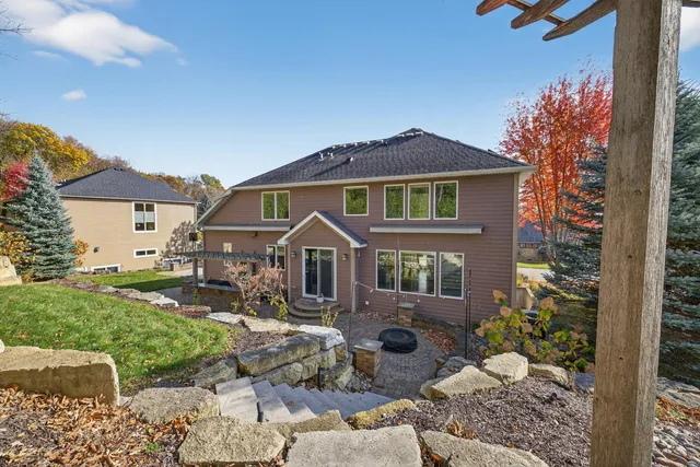 $875,000 | 2449 Salem Heights Lane Southwest, Rochester, MN 55902