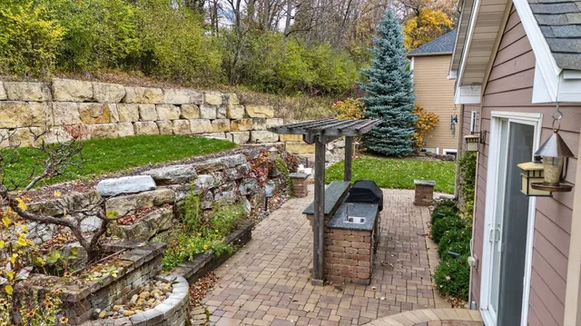 $875,000 | 2449 Salem Heights Lane Southwest, Rochester, MN 55902