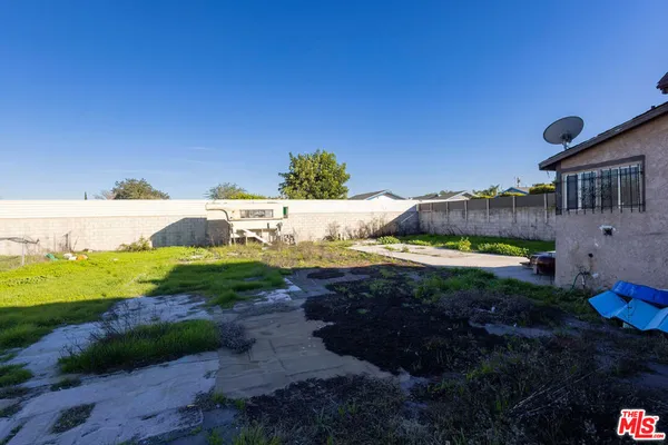 a view of a house with a patio