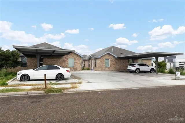 $900 | 826 South Missouri Street, Unit B, Alton, TX 78573