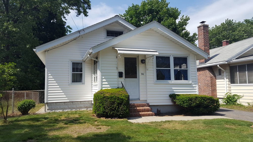 96 Switzer Avenue Springfield, MA 01109 - Photo 1 of 23 Gallery Image 1