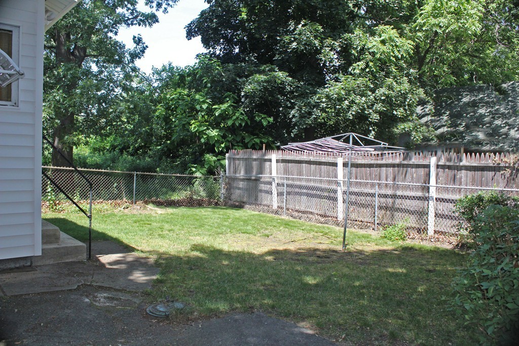 96 Switzer Avenue Springfield, MA 01109 - Photo 23 of 23 Gallery Image 23