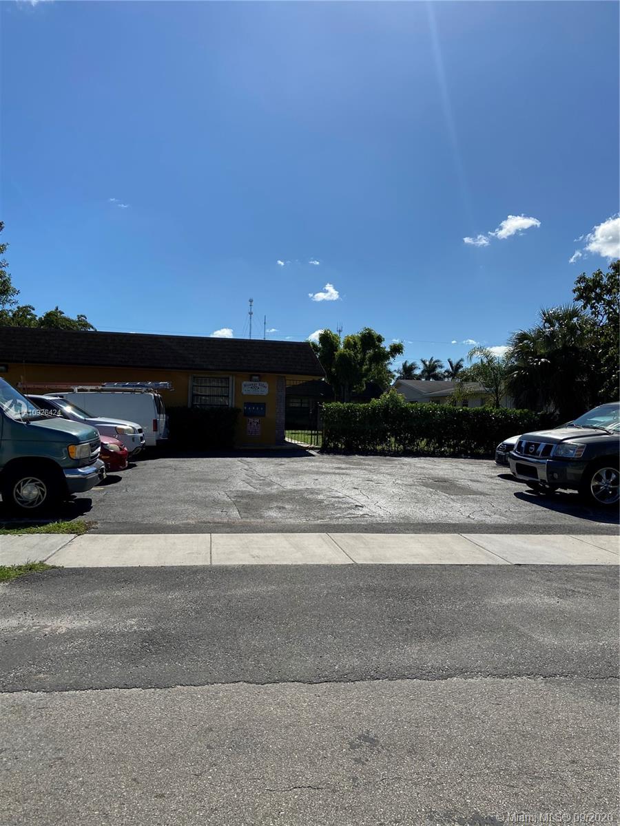 6032 Southwest 27th Street Miramar, FL 33023 - Photo 1 of 5