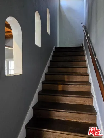 $1,749,000 | 143 South Highland Avenue, Los Angeles, CA 90036