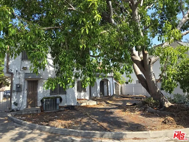 $1,749,000 | 143 South Highland Avenue, Los Angeles, CA 90036