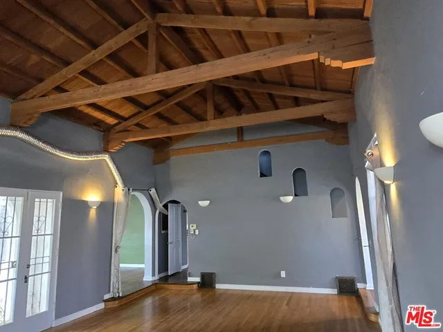 $1,749,000 | 143 South Highland Avenue, Los Angeles, CA 90036