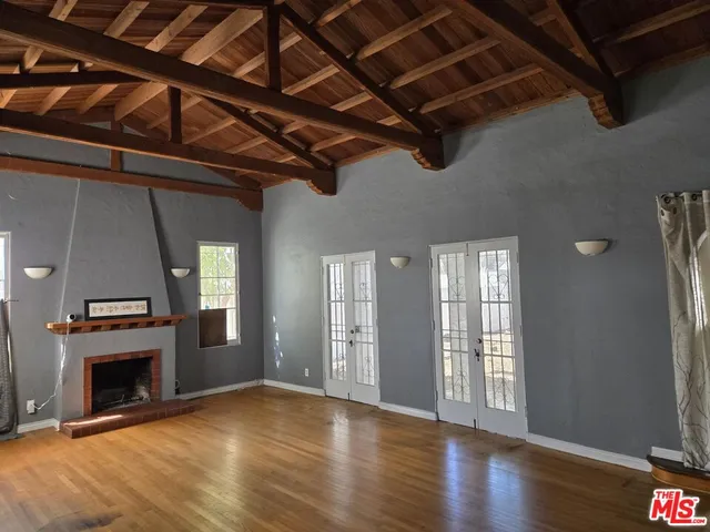 $1,749,000 | 143 South Highland Avenue, Los Angeles, CA 90036