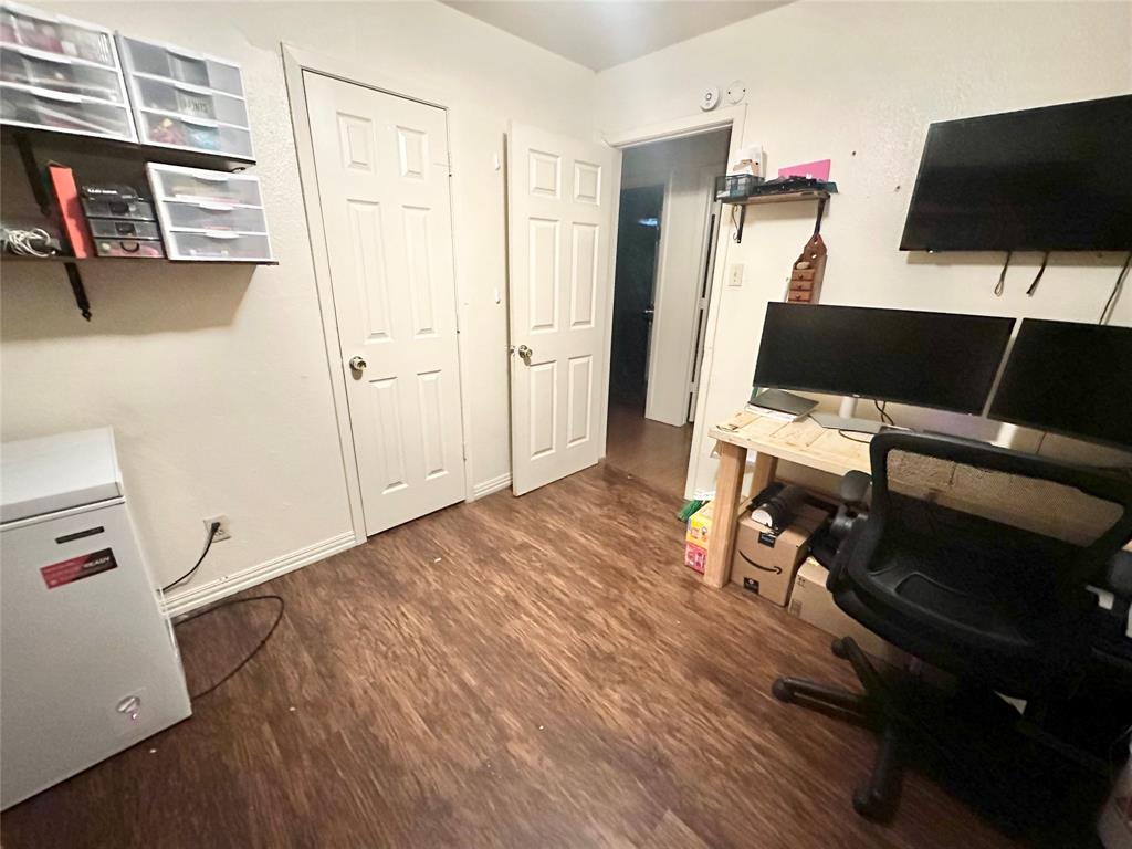 915 North 7th Street Sanger, TX 76266 - Photo 12 of 14