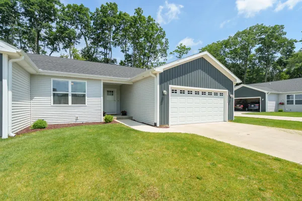 $349,900 | 2040 Black Bear Drive, Portage, MI 49024