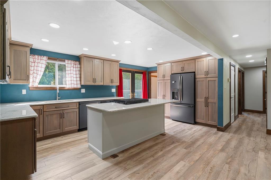 565 1/2 Fleming Road Sarver, PA 16055 - Photo 7 of 39 Gallery Image 7