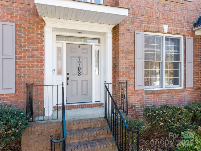 $500,000 | 7708 Harrington Woods Road, Charlotte, NC 28269