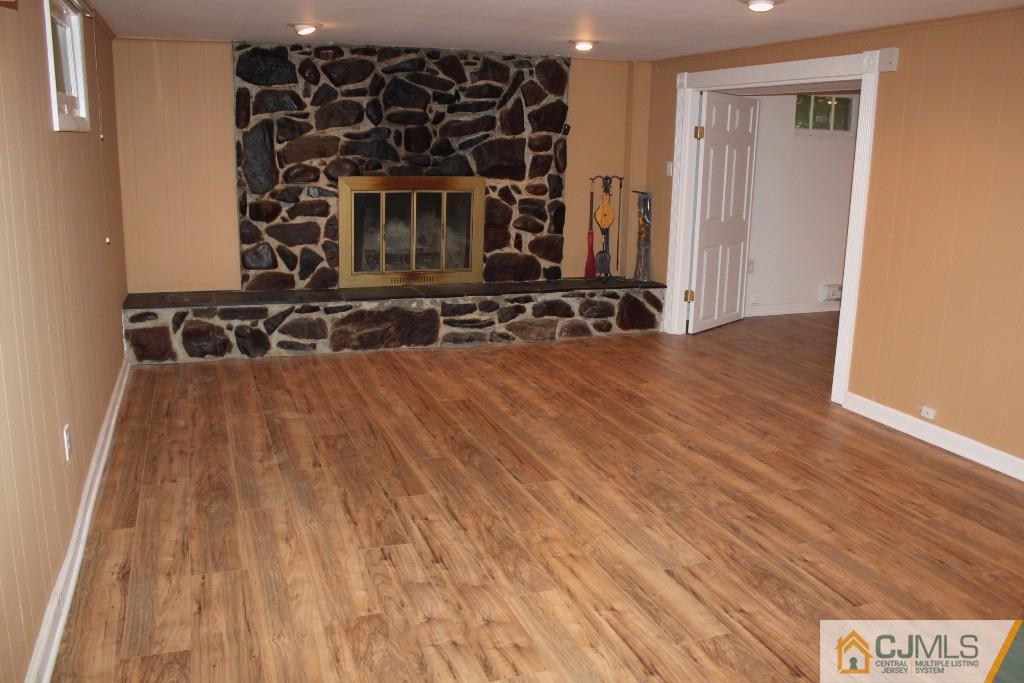 20 Kings Road East Brunswick, NJ 08816 - Photo 14 of 21 Gallery Image 14