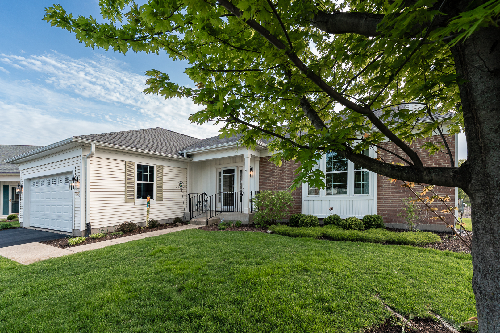 11525 Windsor Court Huntley, IL 60142 - Photo 2 of 43