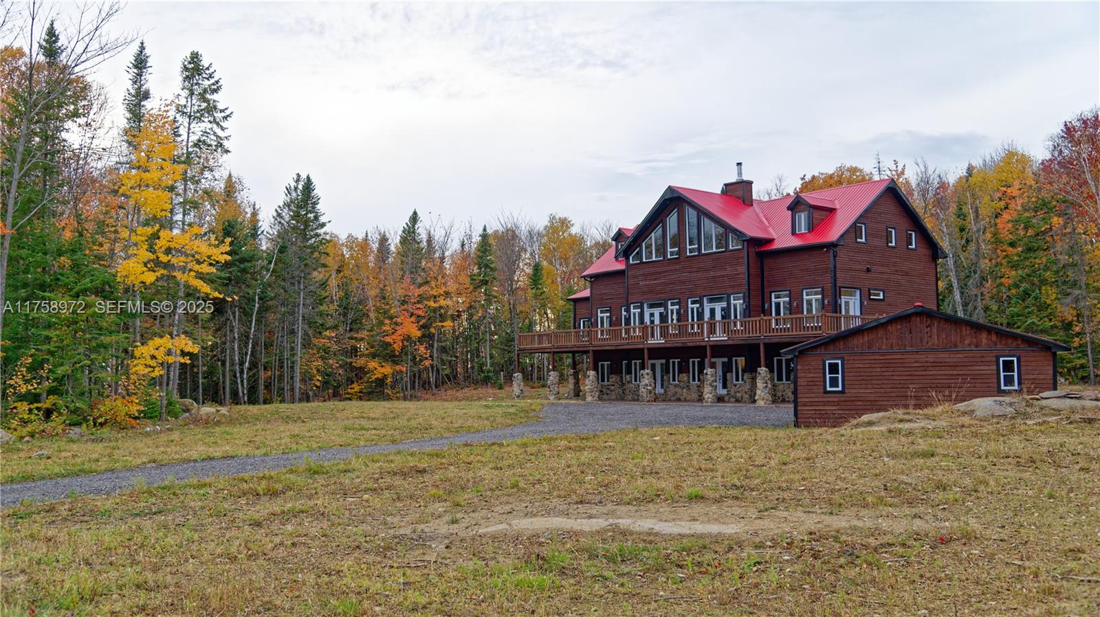 1150 10e Rang undefined, QC J0K 1Z0 - Photo 28 of 42 a view of a house with a ocean view