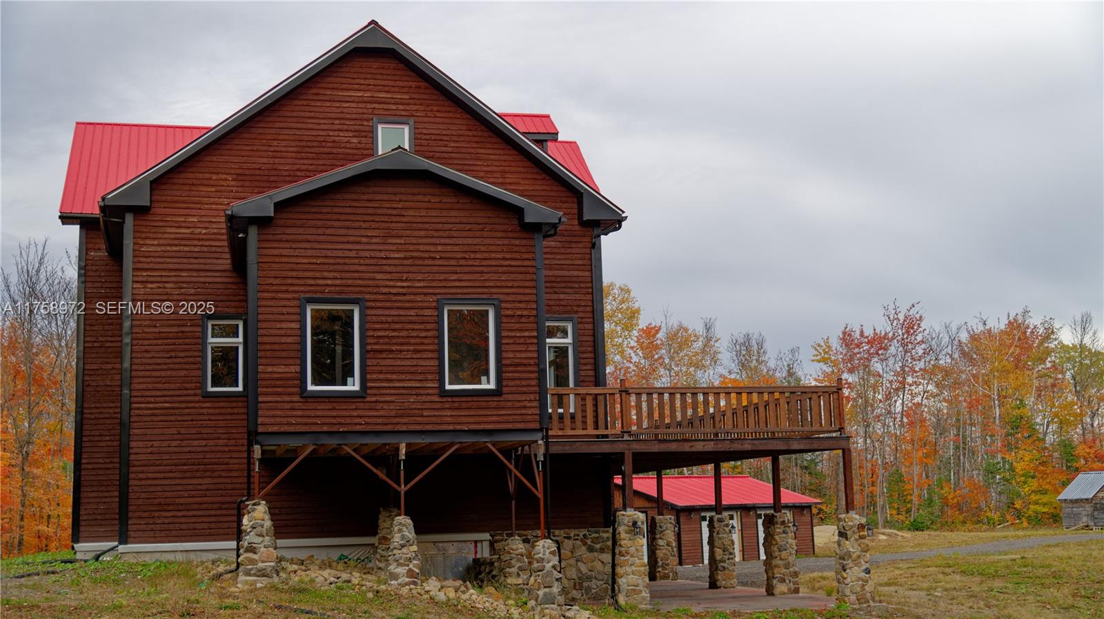 1150 10e Rang undefined, QC J0K 1Z0 - Photo 31 of 42 a front view of a house with garden