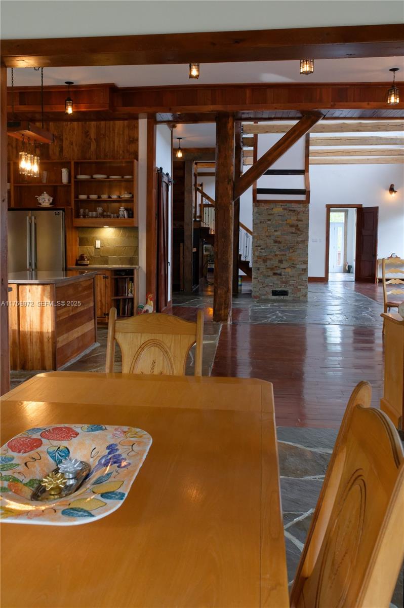 1150 10e Rang undefined, QC J0K 1Z0 - Photo 9 of 42 a view of a living room and livingroom with furniture